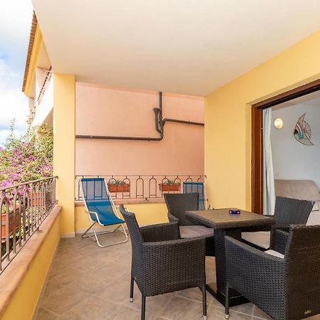 Appartamento Con Piscina 03 Trinità dʼAgultu 外观 照片