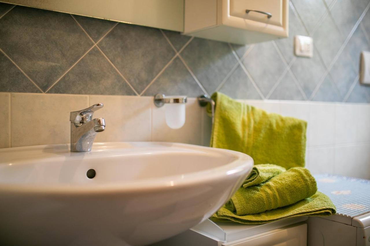 Appartamento Con Piscina 03 Trinità dʼAgultu 外观 照片